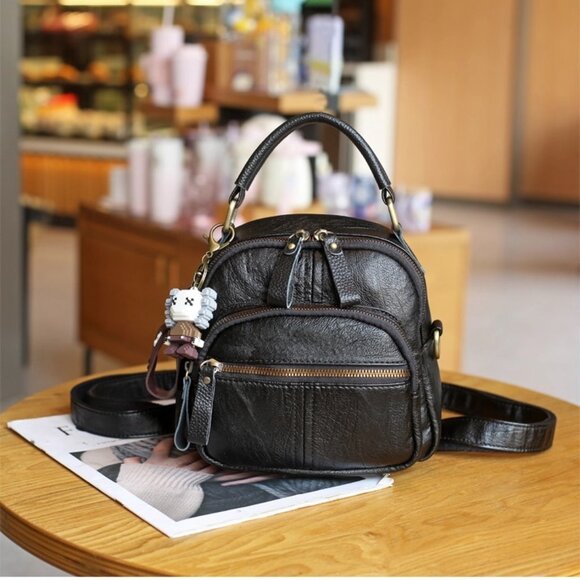 Stylish eco-leather backpack bag ?✨